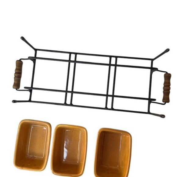 Set Of 3 Ceramic Yellow Serving Dishes With Metal Rack & Wooden Handles - Picture 8 of 8